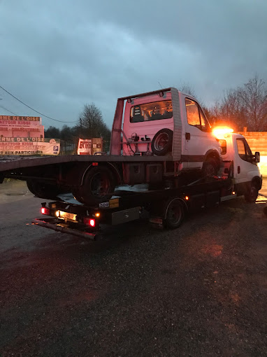 Aperçu des activités de la casse automobile AUTO PIECES DES MUREAUX située à LES MUREAUX (78130)